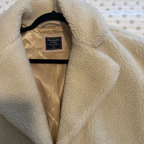 Abercrombie teddy coat